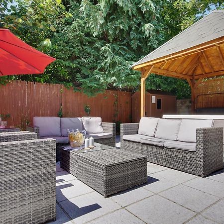 Cragside Villa With Hot Tub Bournemouth Exterior photo